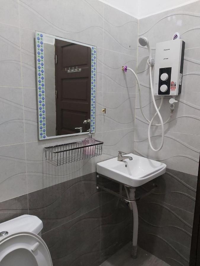 Nsjay Guest House Kampong Gong Balai Luaran gambar